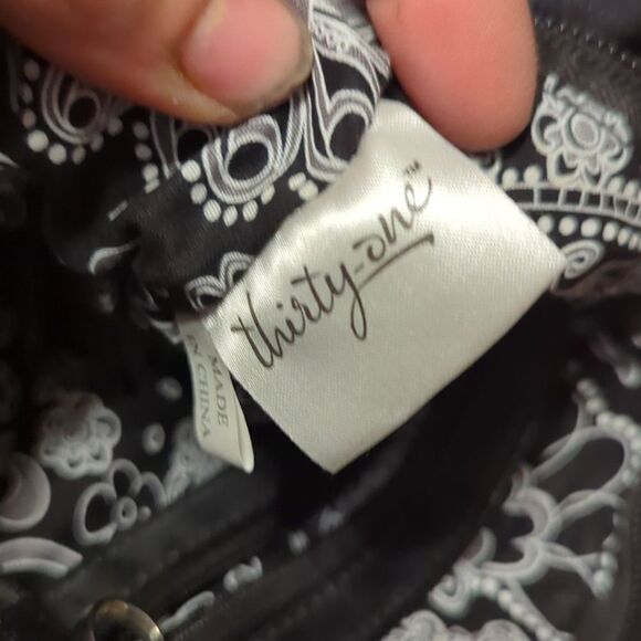 THIRTY ONE 31 CROSS BODY BAG BLACK & WHITE PURSE 11" - Picture 7 of 9